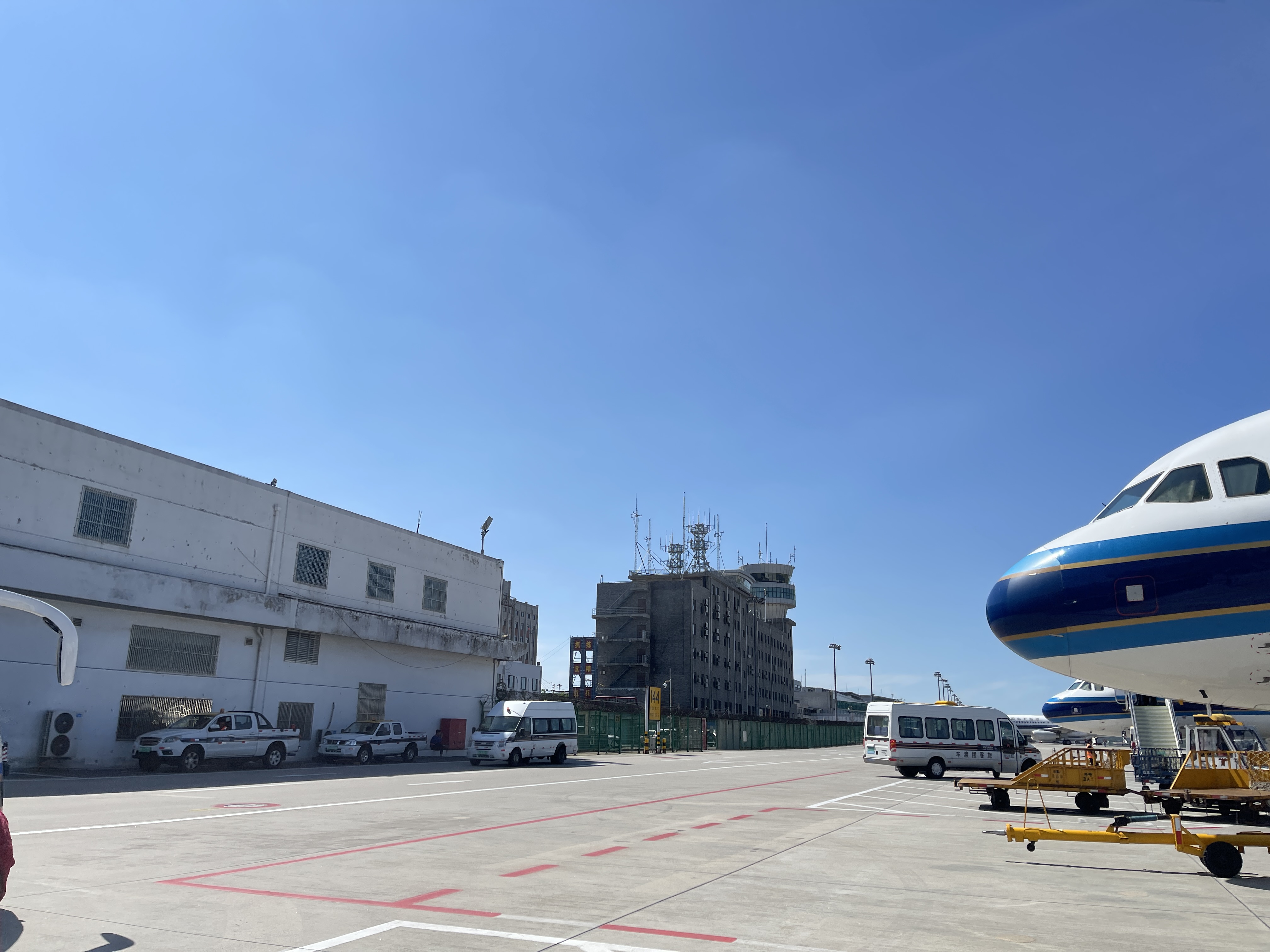 到达-周子水机场