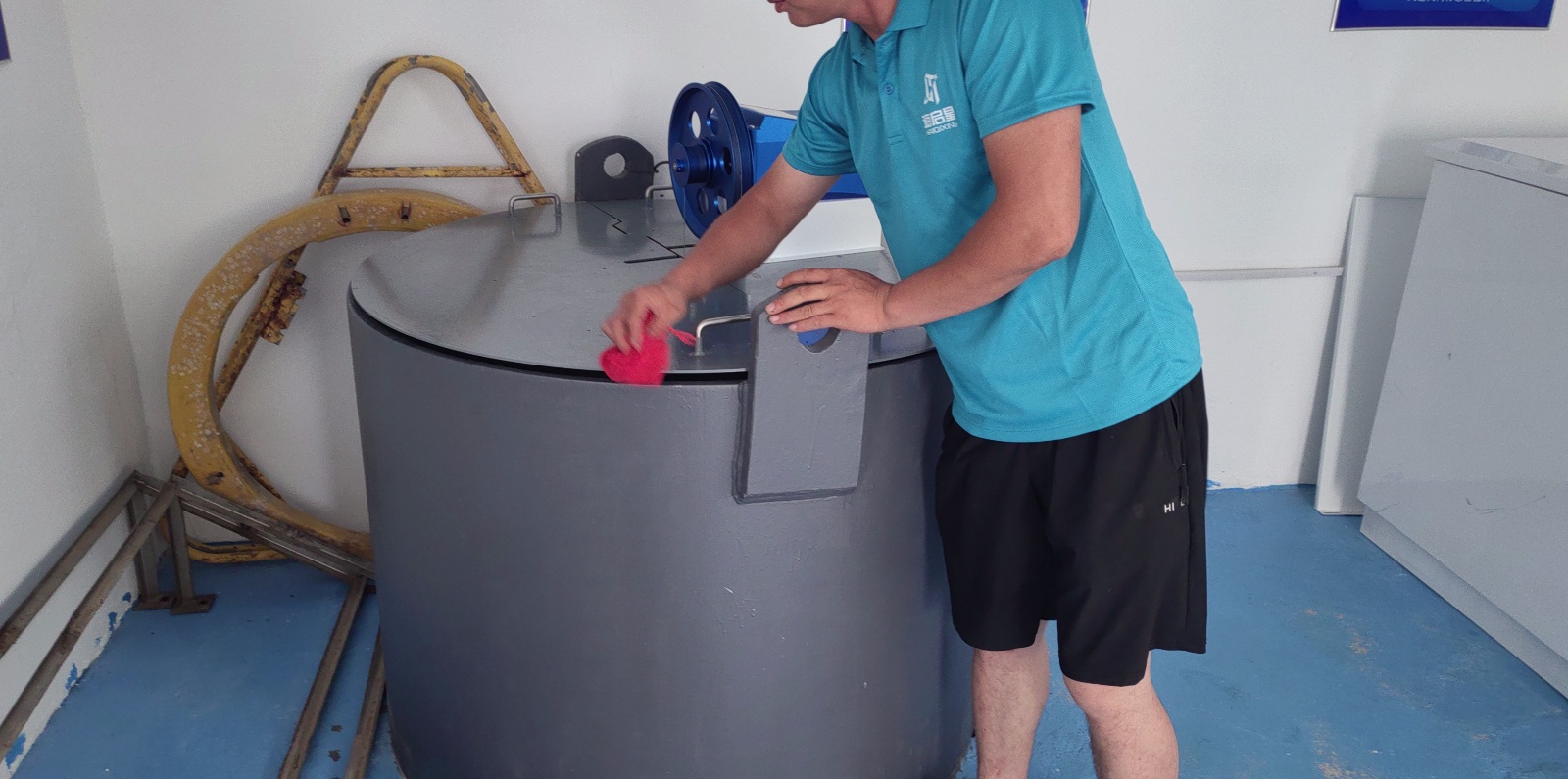 锦州中心渔港站-验潮井