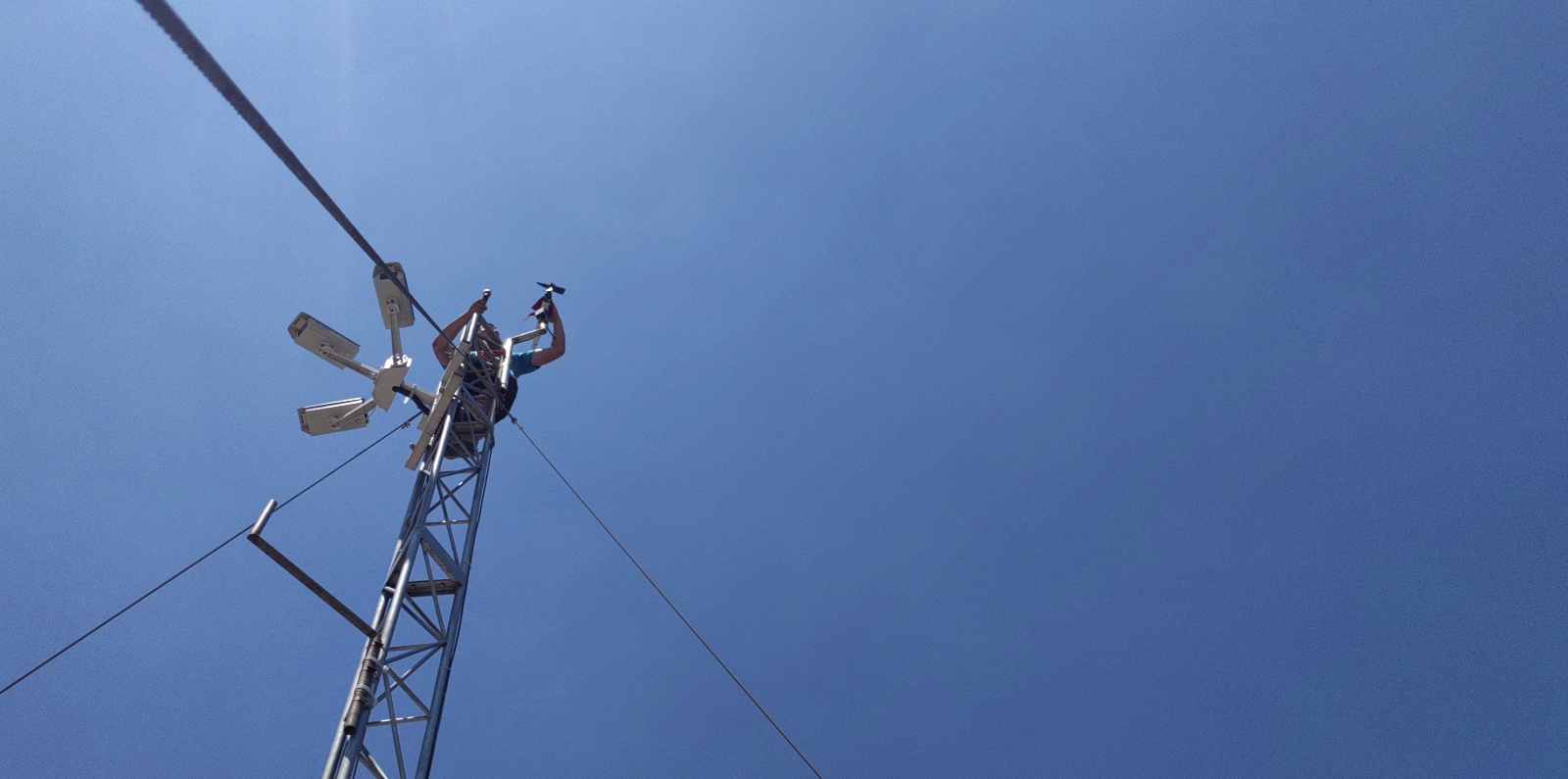 绥中天龙寺渔港站-风向风速传感器
