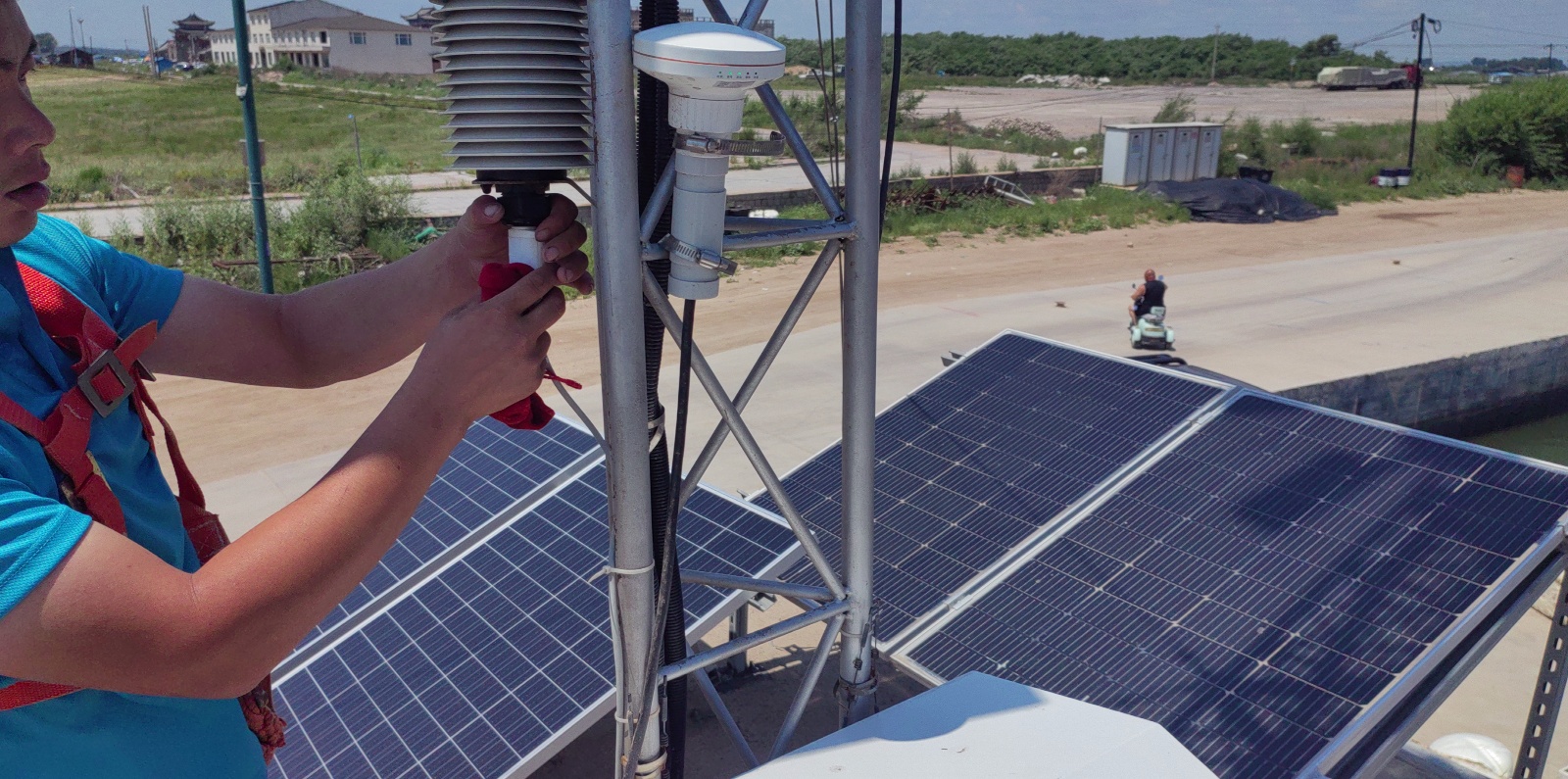 绥中天龙寺渔港站-温湿传感器