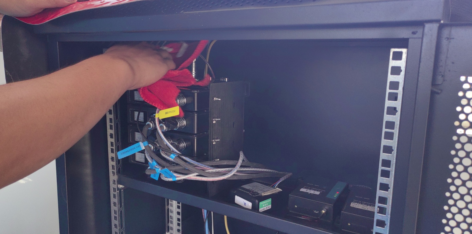 绥中天龙寺渔港站-数据采集器