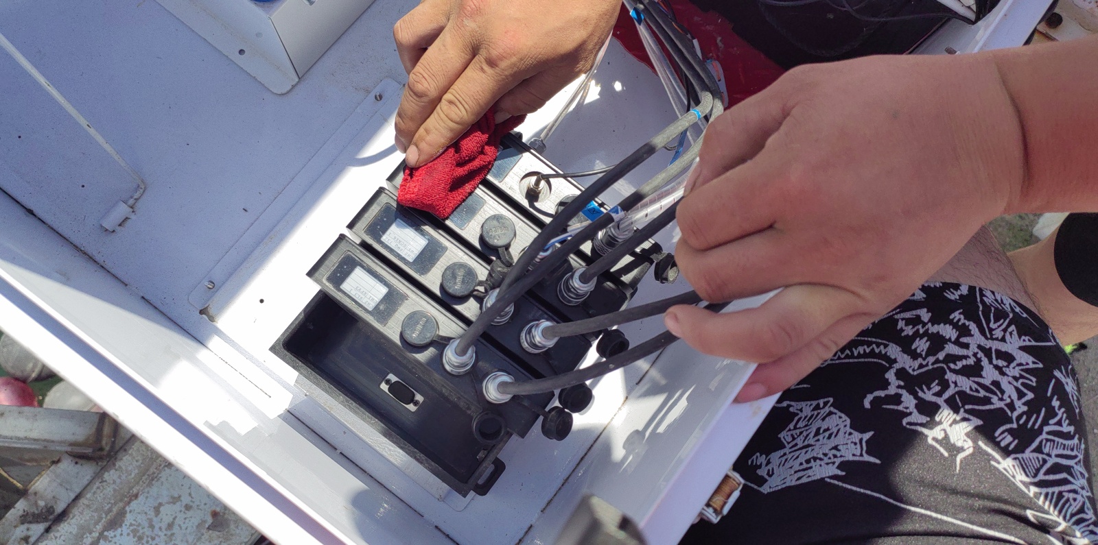 绥中港码头点-数据采集器