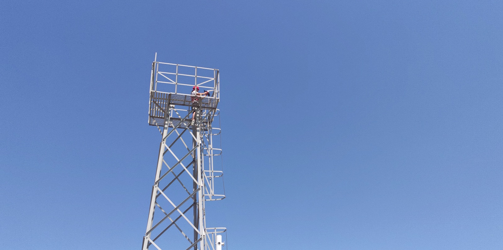 绥中港码头点-风向风速传感器