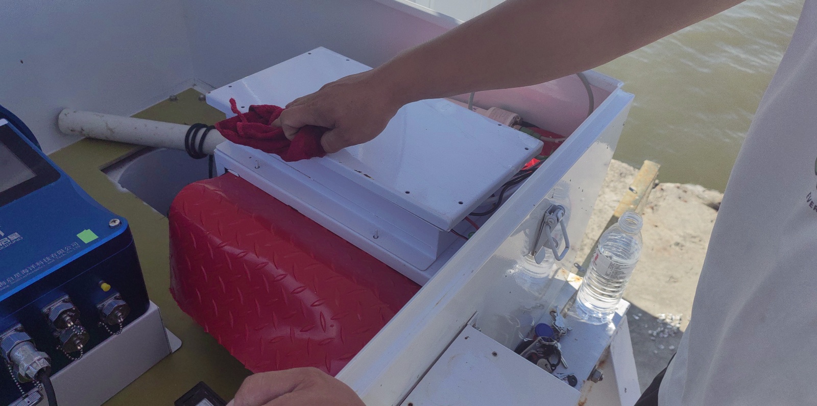 南尖码头点-设备箱