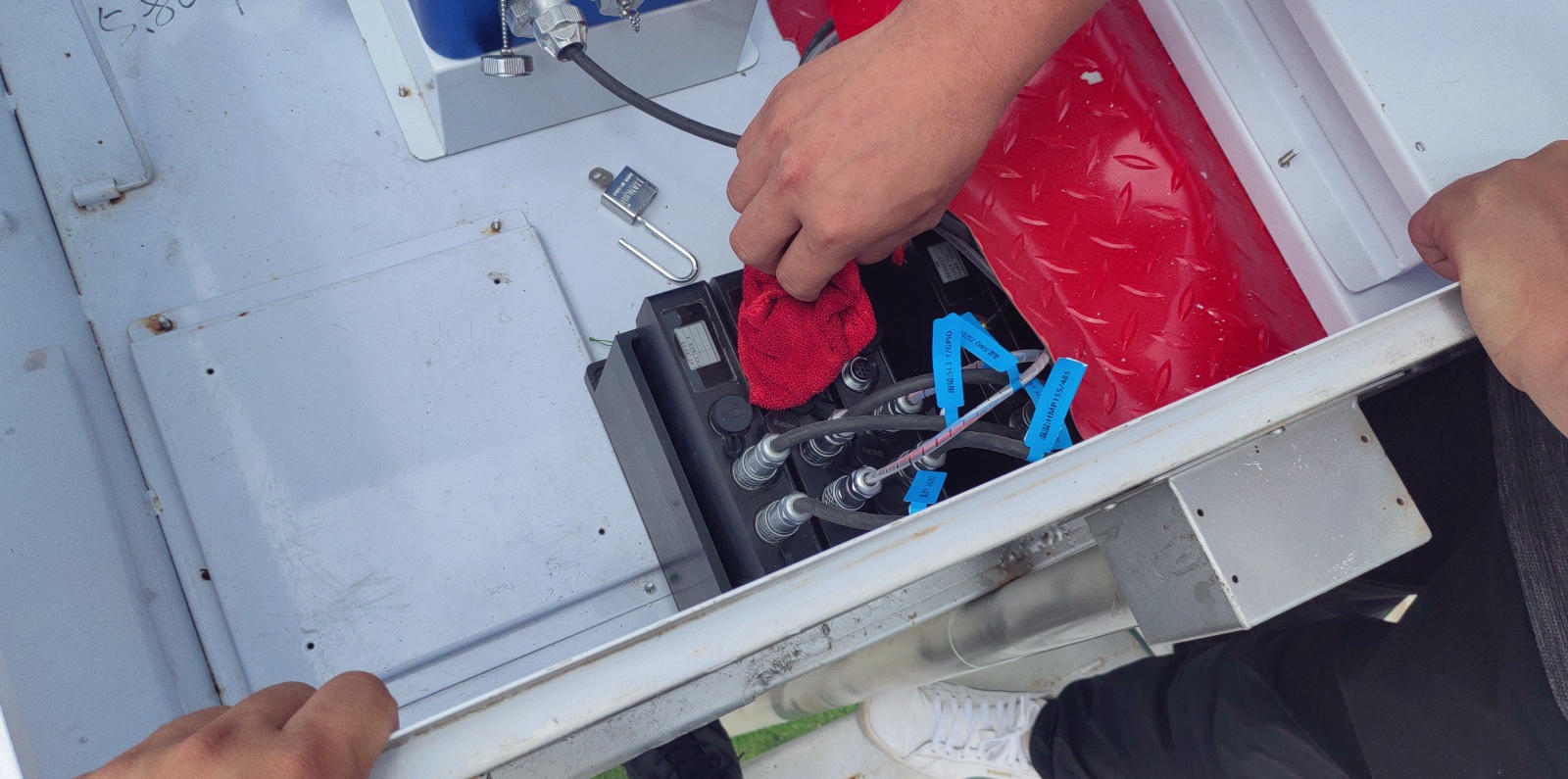 光辉码头点-数据采集器