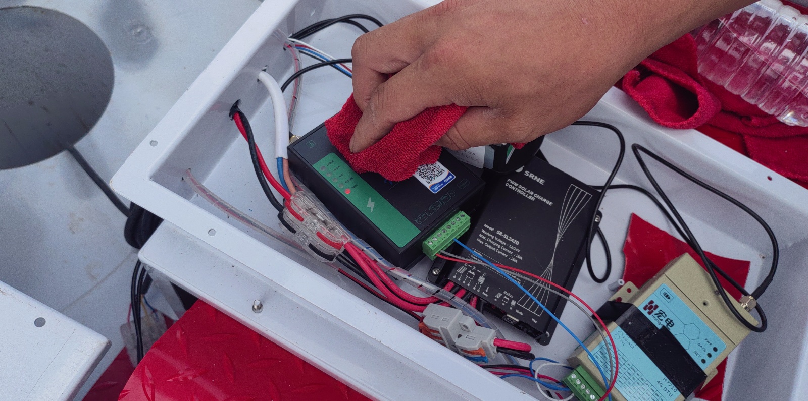 光辉码头点-通讯系统