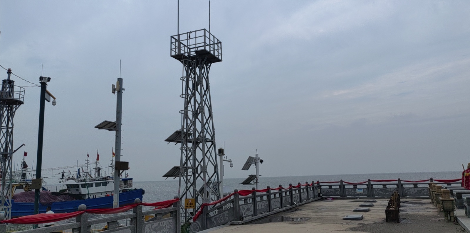 光辉码头点-气象塔