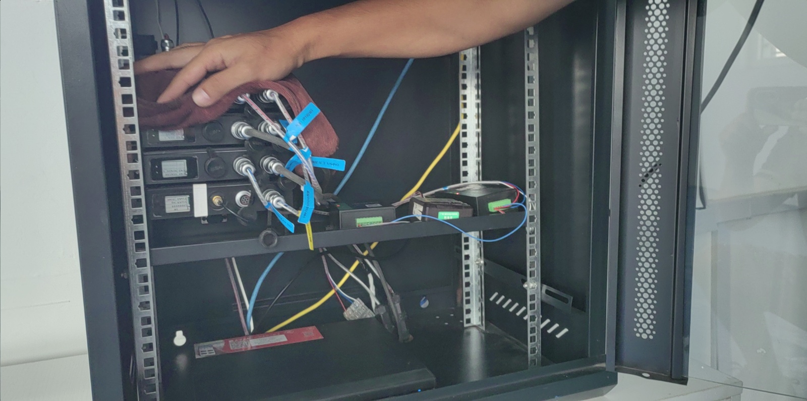 盘锦二界沟站-数据采集器