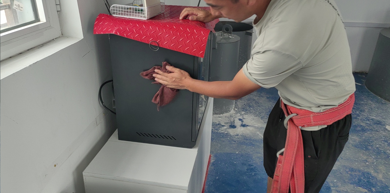 盘锦二界沟站-设备箱