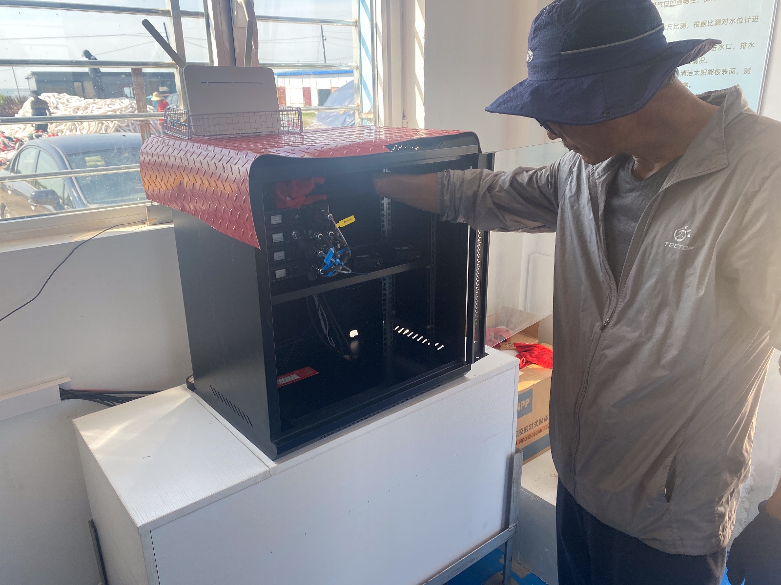 绥中天龙寺渔港站-数据采集器