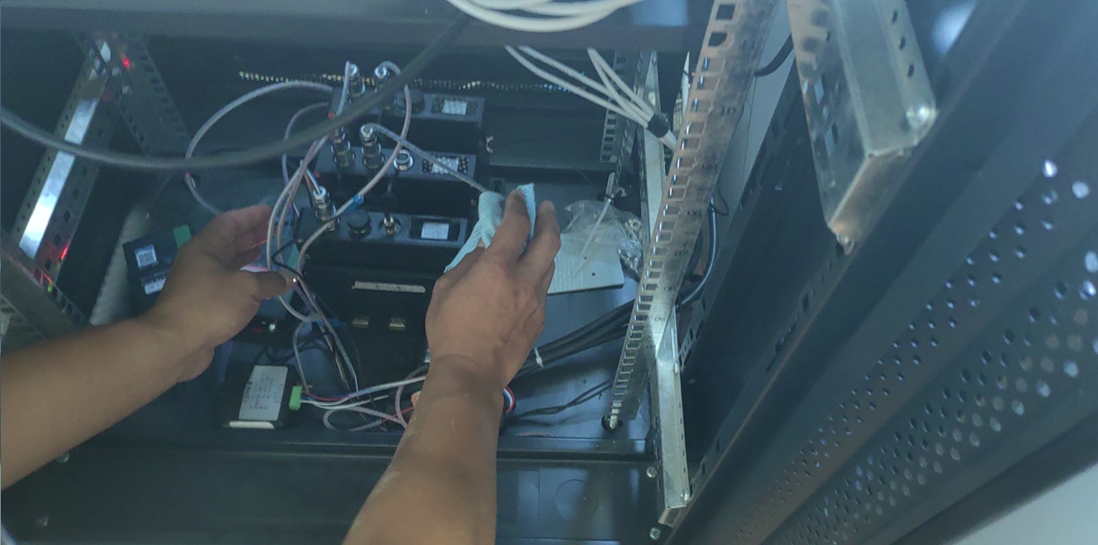 营口白沙湾站-数据采集器