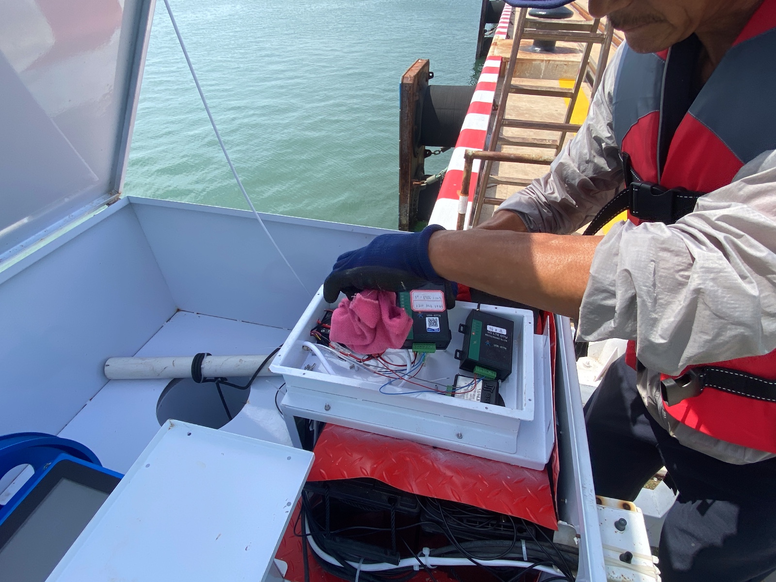 绥中港码头点-通讯系统