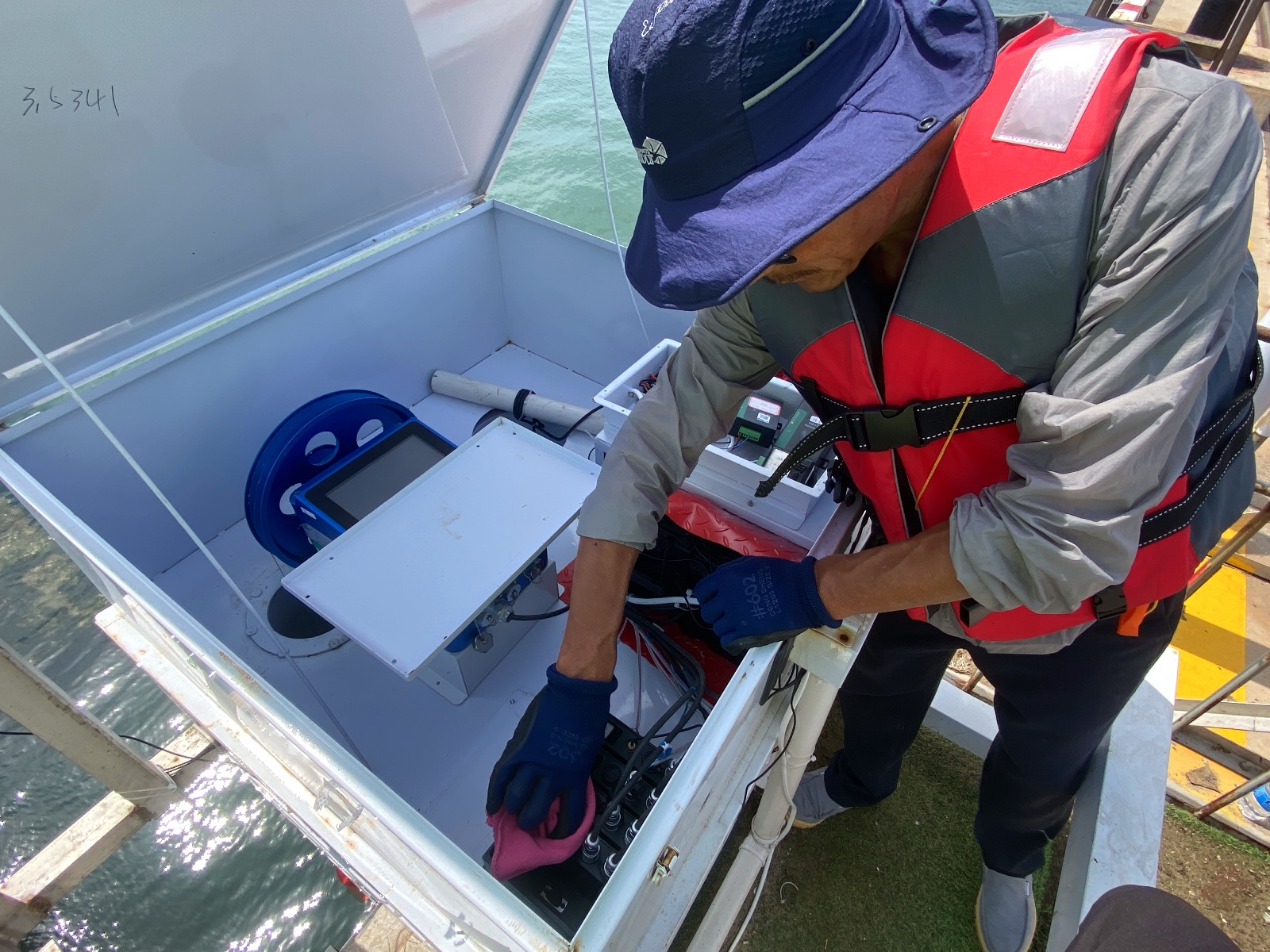 绥中港码头点-数据采集器