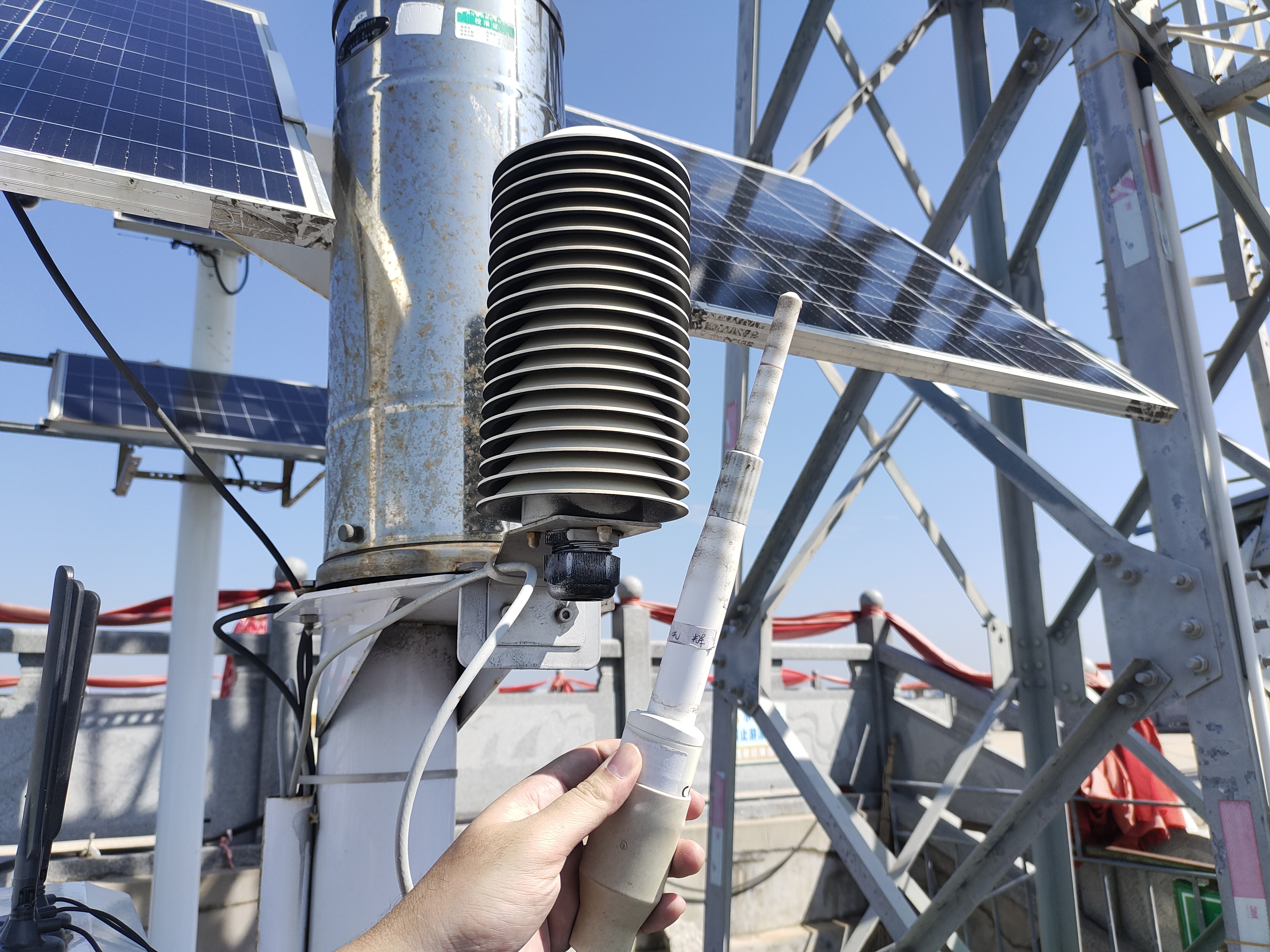 光辉码头点-温湿传感器