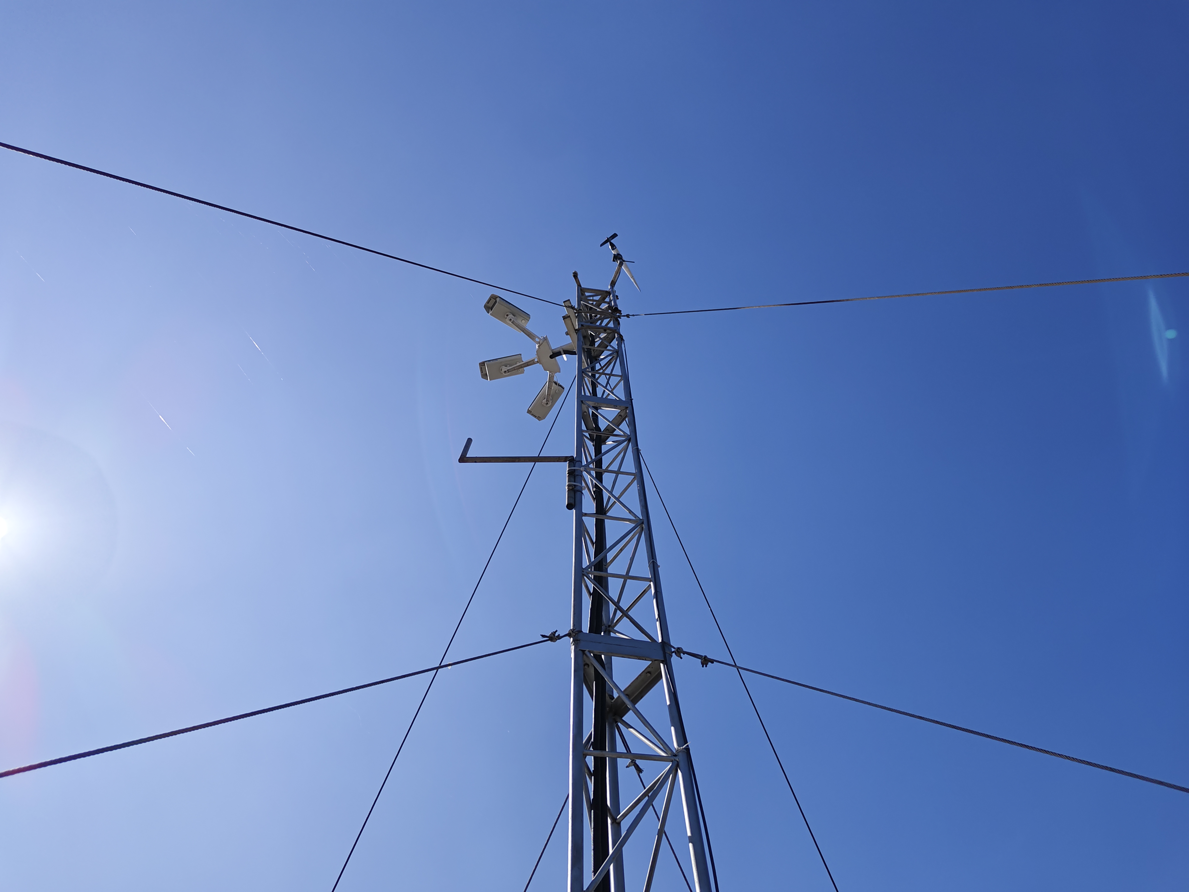 绥中天龙寺渔港站-风向风速传感器