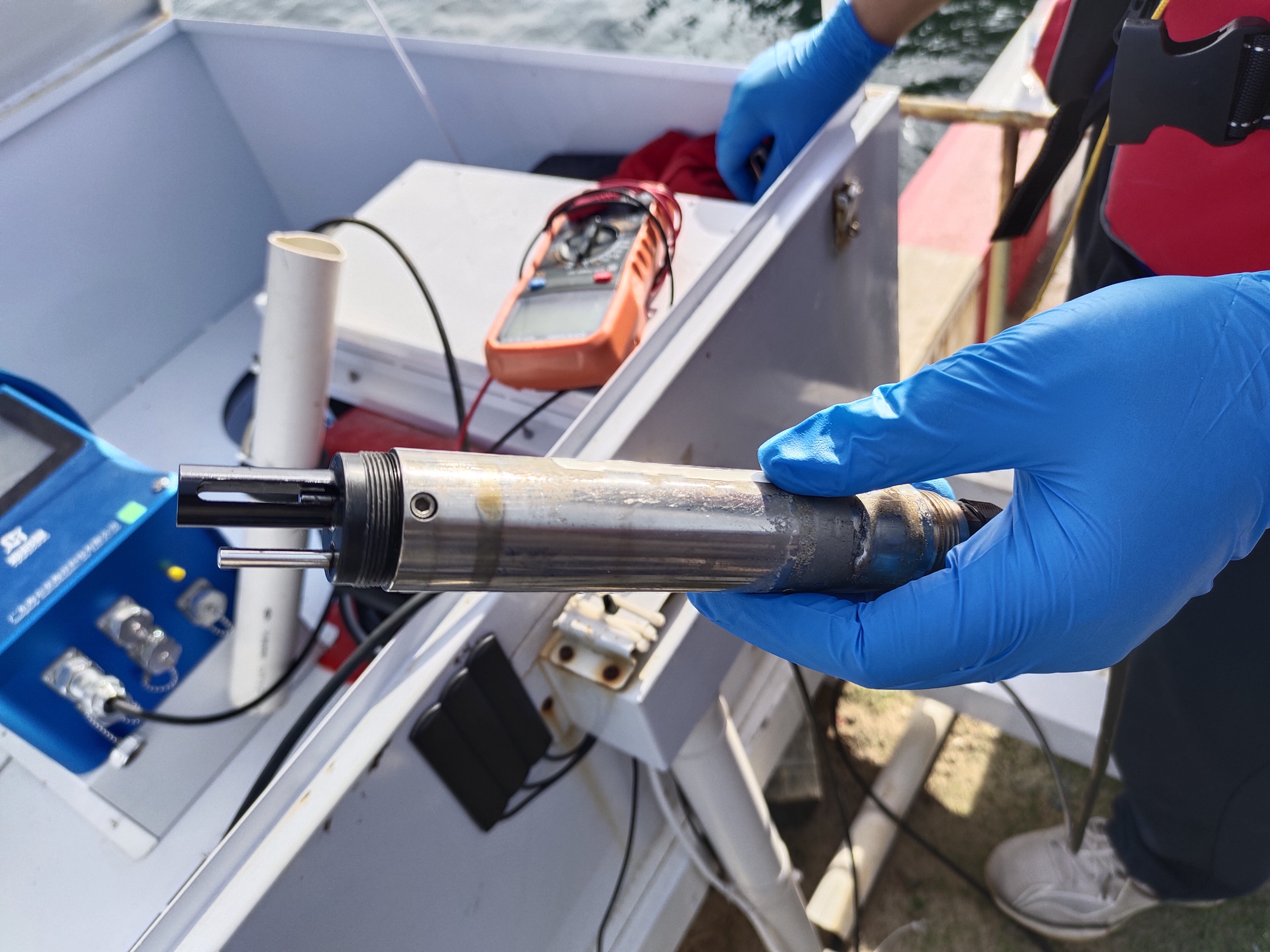 绥中港码头点-温盐传感器