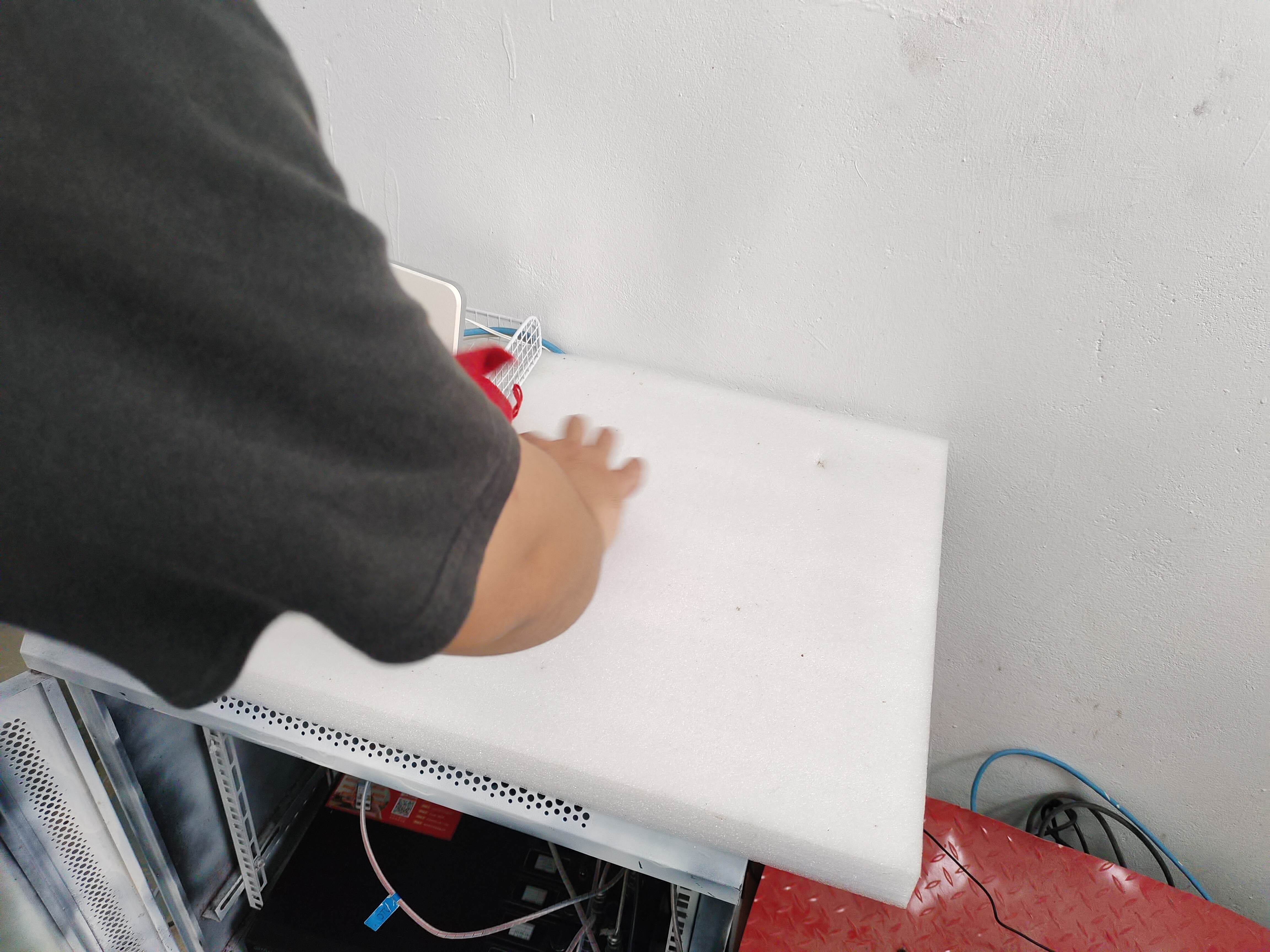 丹东大鹿岛站-设备箱