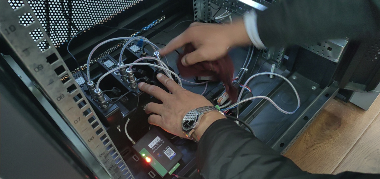 营口白沙湾站-数据采集器