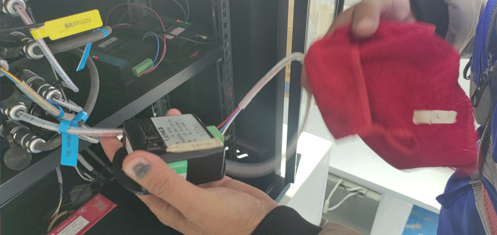 绥中天龙寺渔港站-气压传感器