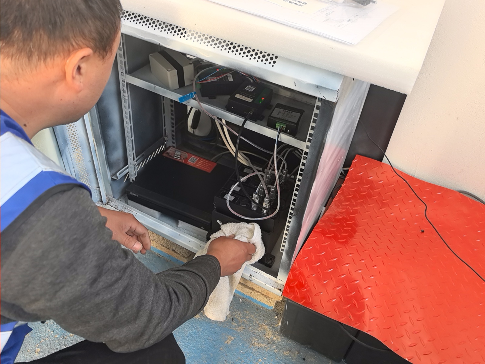 丹东大鹿岛站-数据采集器