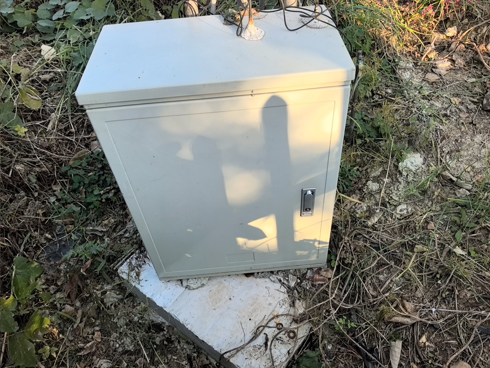 丹东大鹿岛站-设备箱