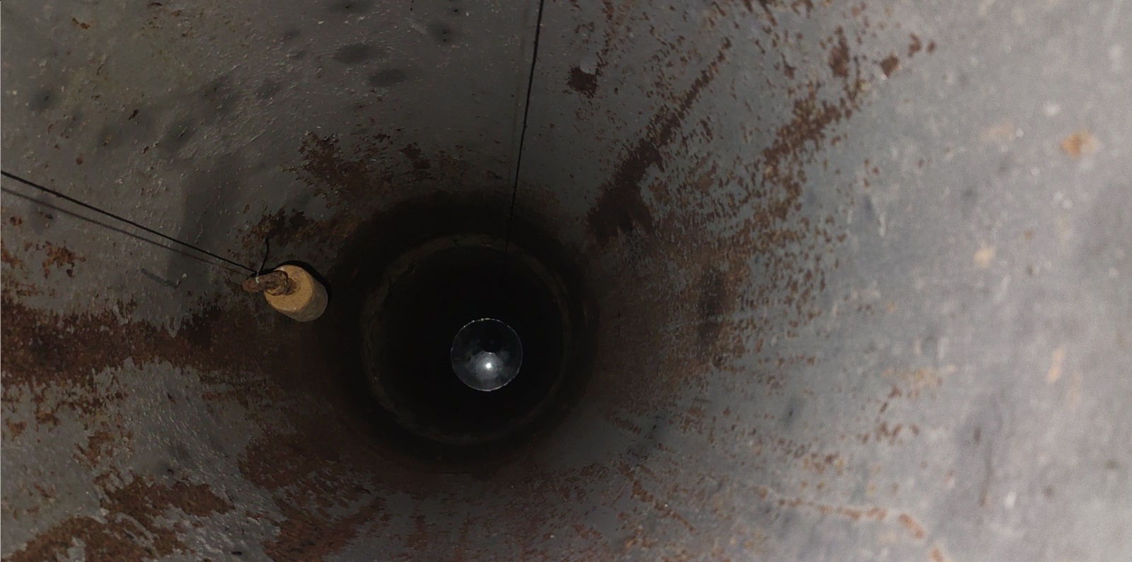 锦州中心渔港站-验潮井