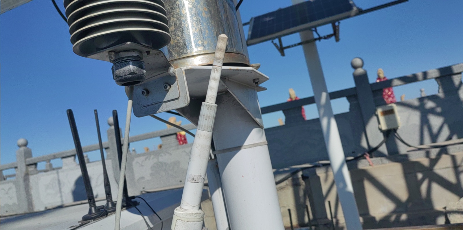 光辉码头点-温湿传感器