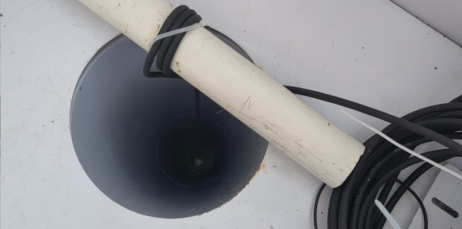 绥中港码头点-温盐井