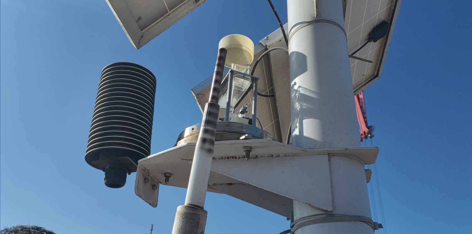 绥中港码头点-温湿传感器