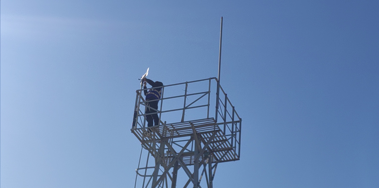 绥中港码头点-风向风速传感器