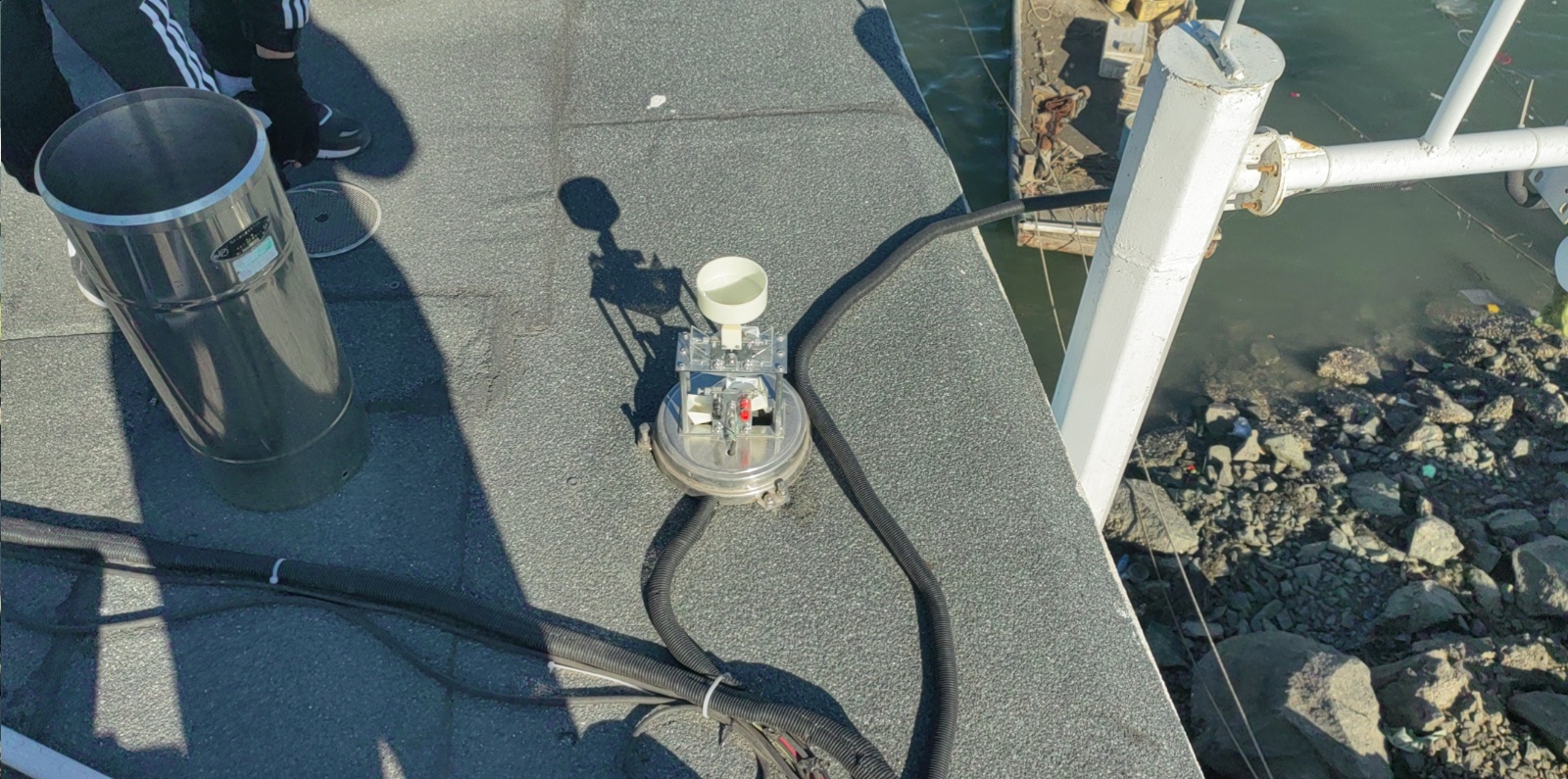 锦州中心渔港站-雨量器