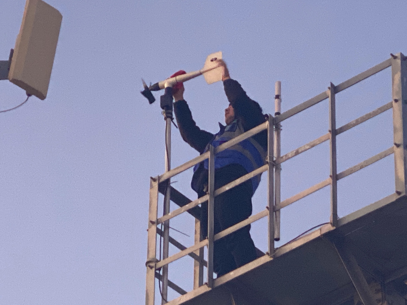 光辉码头点-风向风速传感器