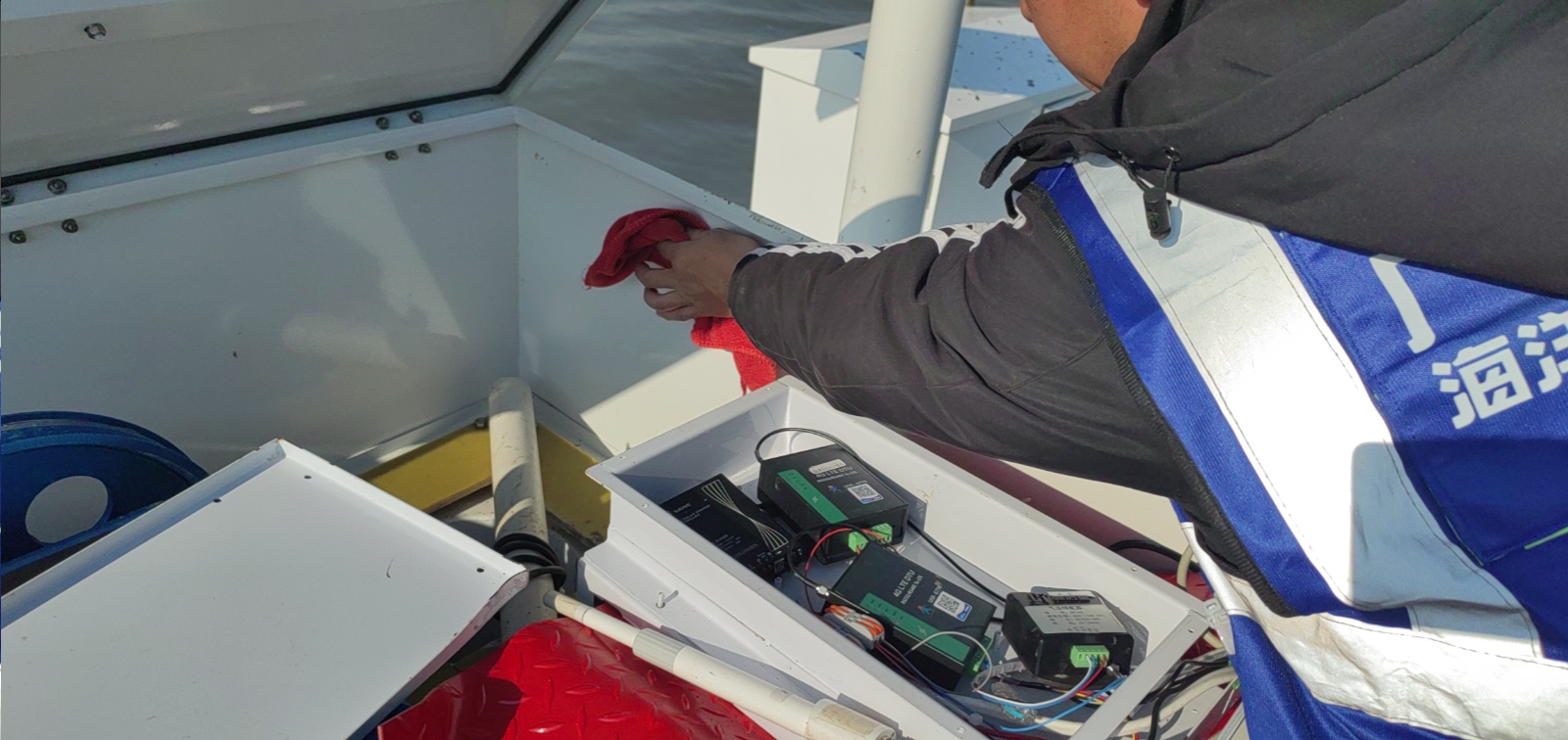 南尖码头点-设备箱