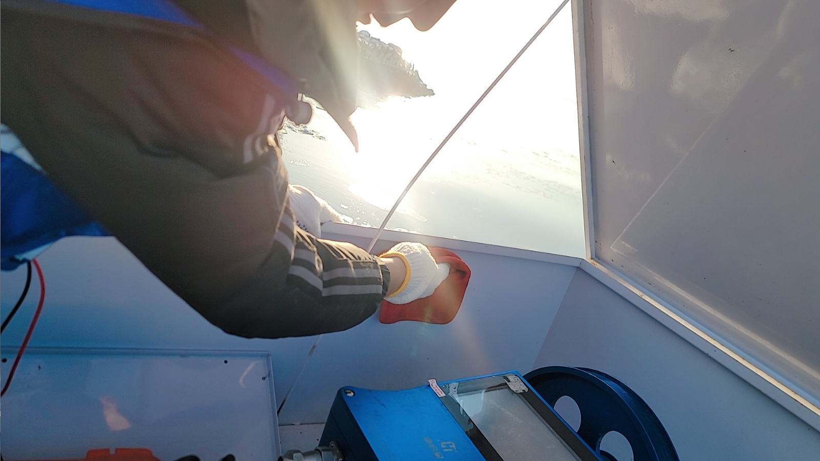 光辉码头点-设备箱