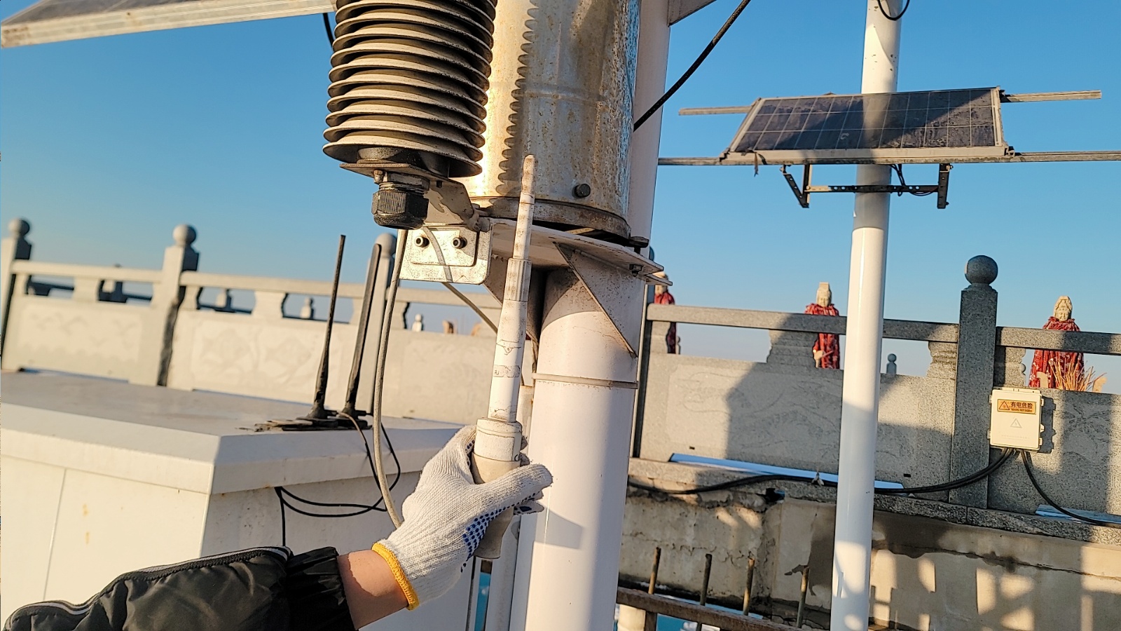 光辉码头点-温湿传感器