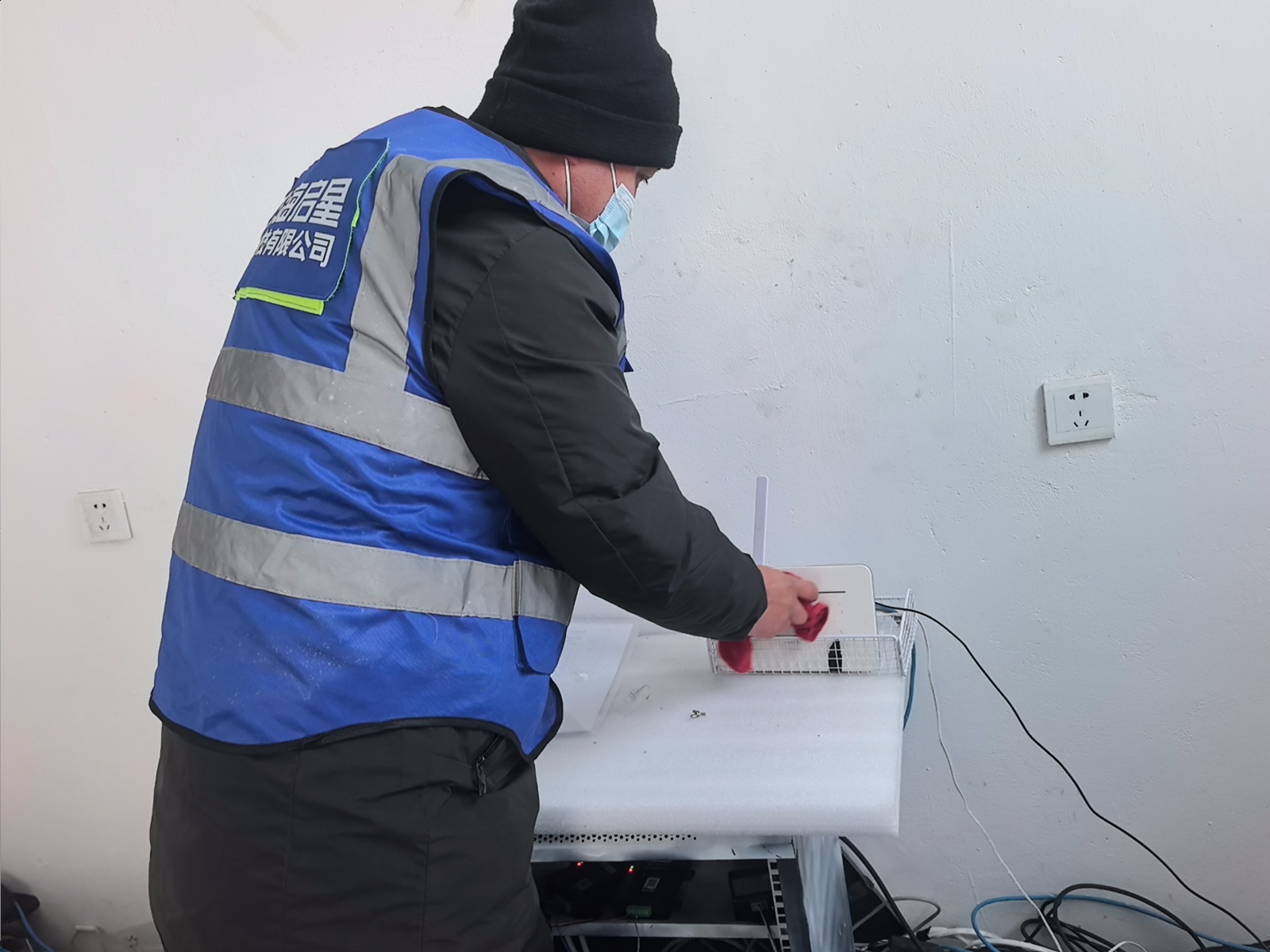 丹东大鹿岛站-设备箱